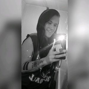 Meet your Posher, April